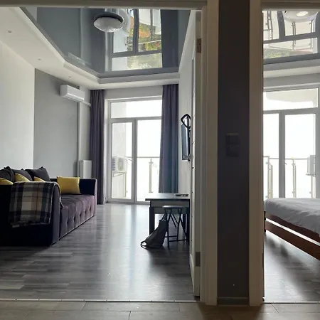 Apartment Mikonos Sea Terrace Odesa